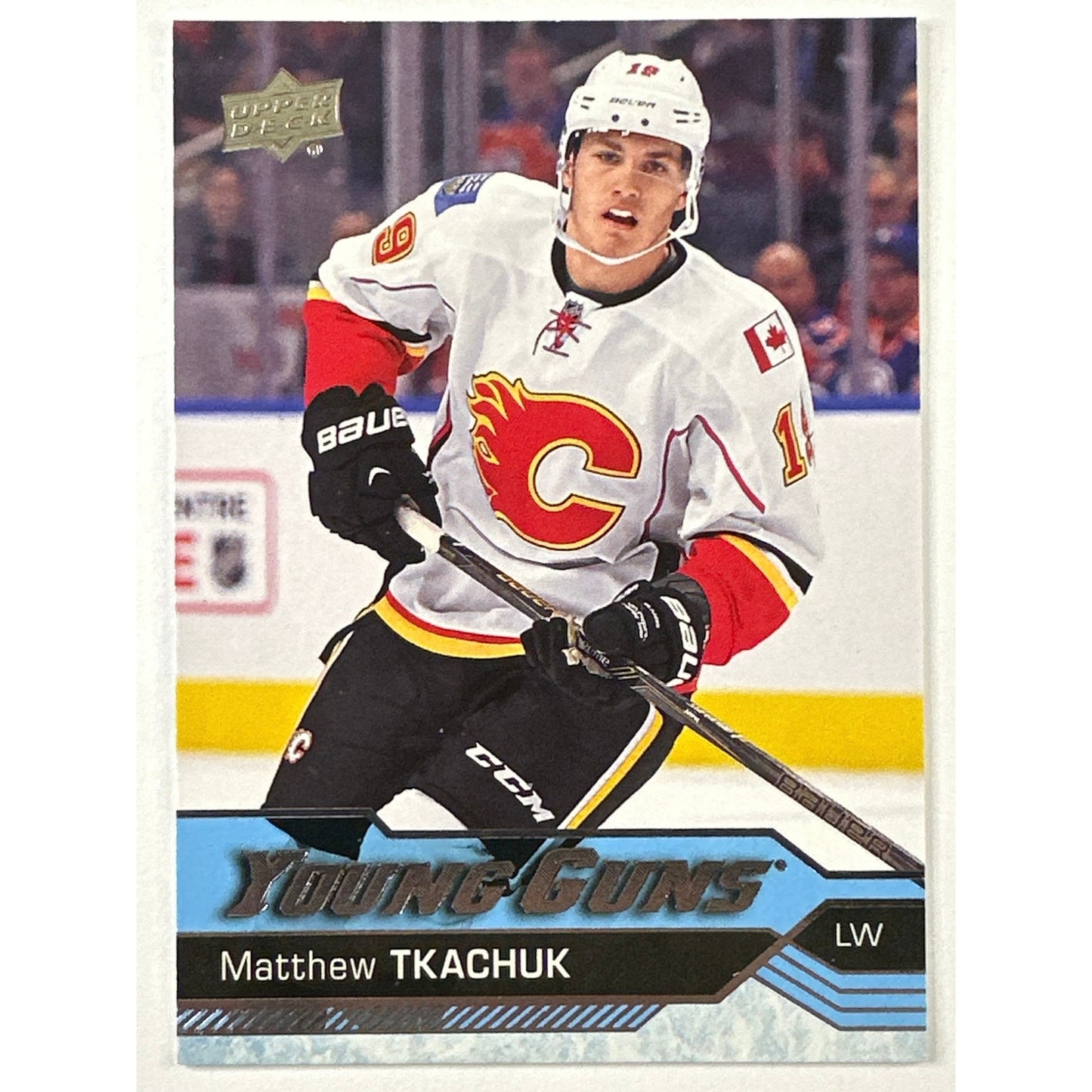 2016-17 Upper Deck Series 1 Matthew Tkachuk Young Guns