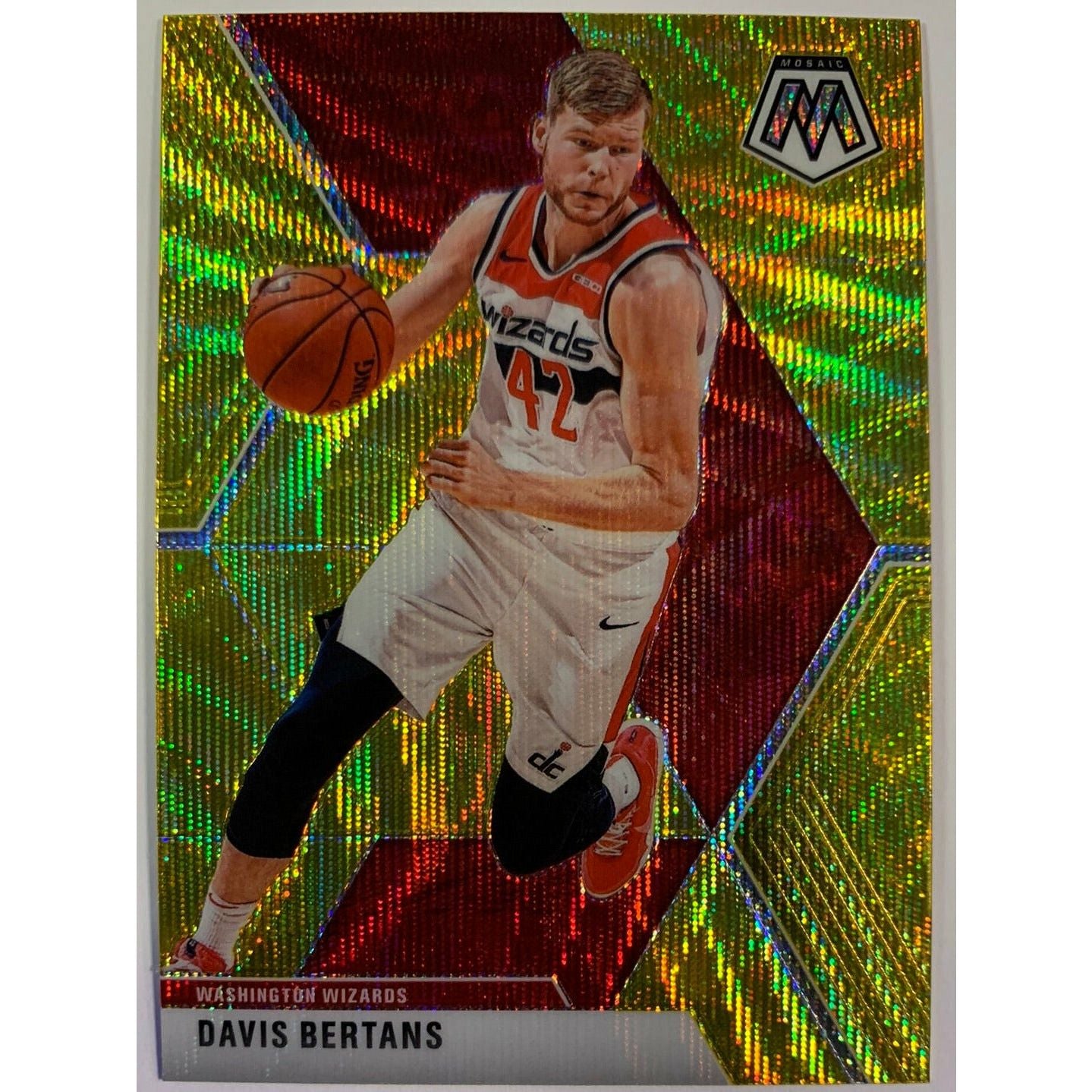 2019-20 Mosaic Davis Bertans Gold Wave Prizm Local Legends Cards & Collectibles