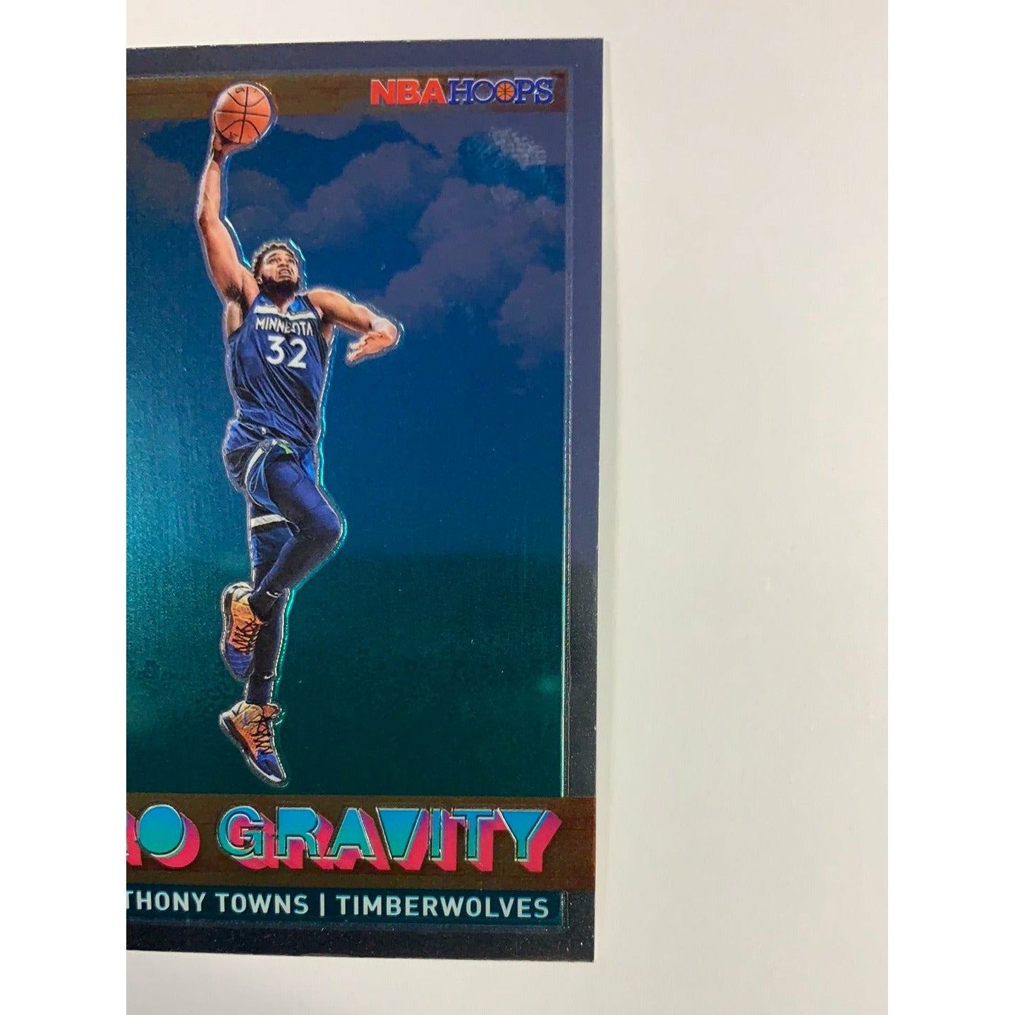 2019-20 Hoops Premium Stock Karl Anthony Towns Zero Gravity