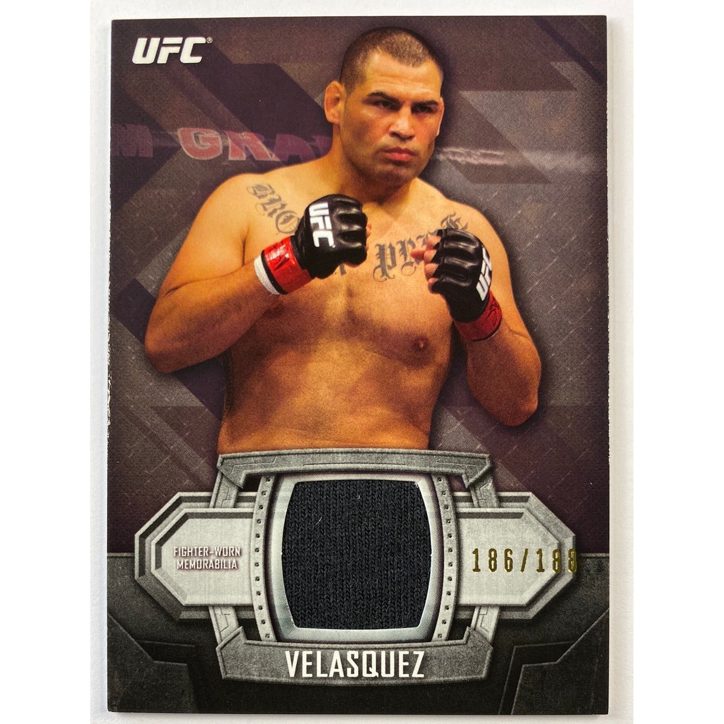 2014 Topps Knockout Cain Velasquez Fighter Worn Relic /188