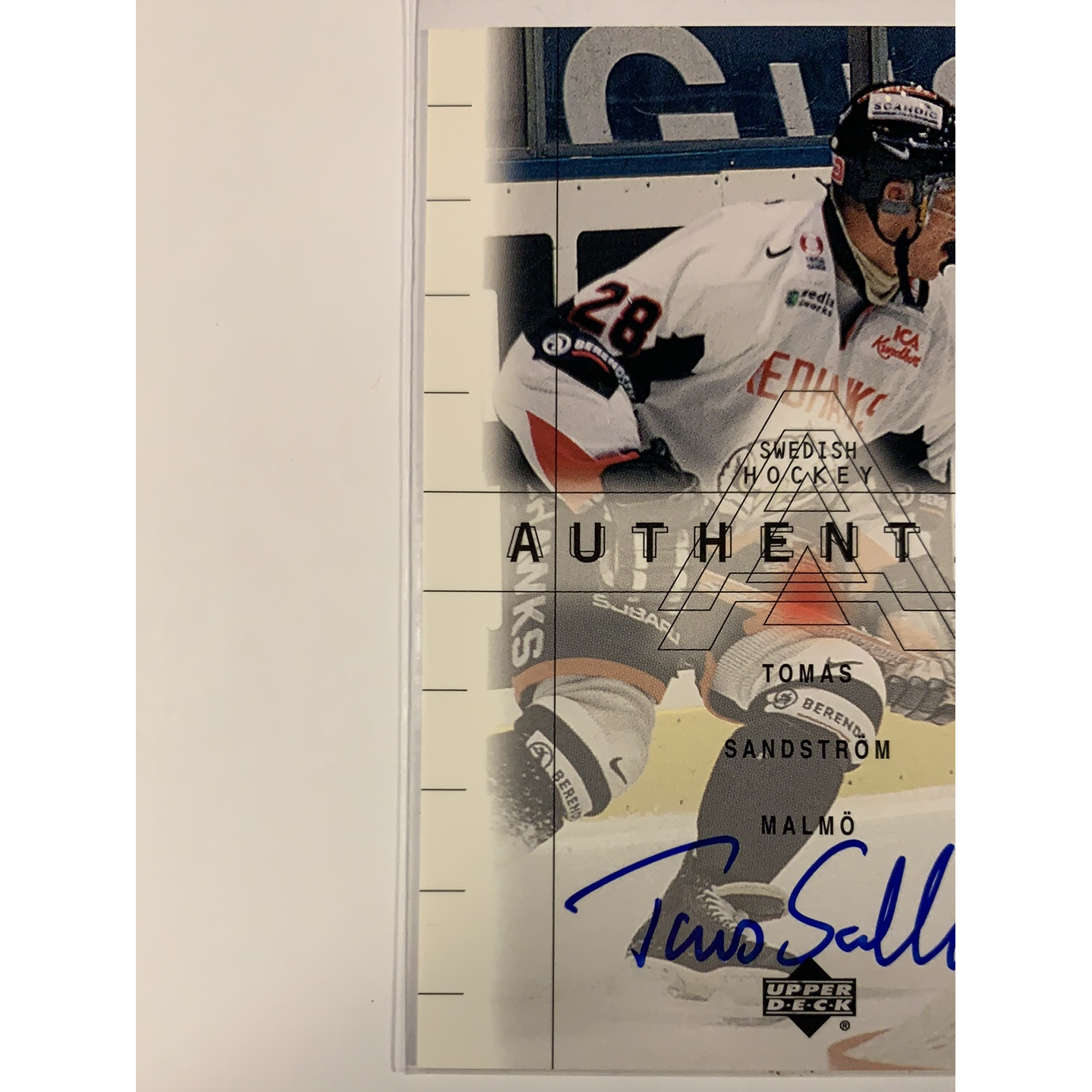  2000-01 Upper Deck Swedish Authentics Tomas Sandstrom On Card Auto  Local Legends Cards & Collectibles