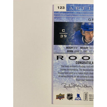 2014-15 Artifacts Greg Mckegg Rookie Jersey Patch /399