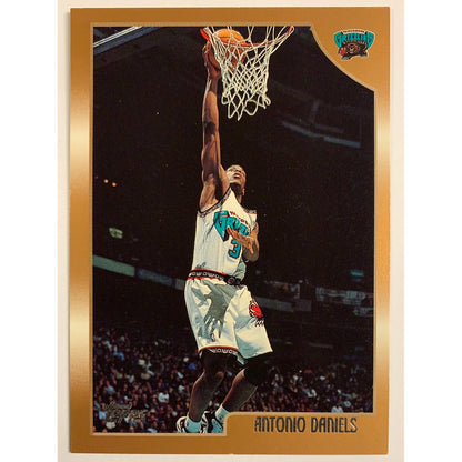 1998 Topps Antonio Daniels Base #33-Local Legends Cards & Collectibles