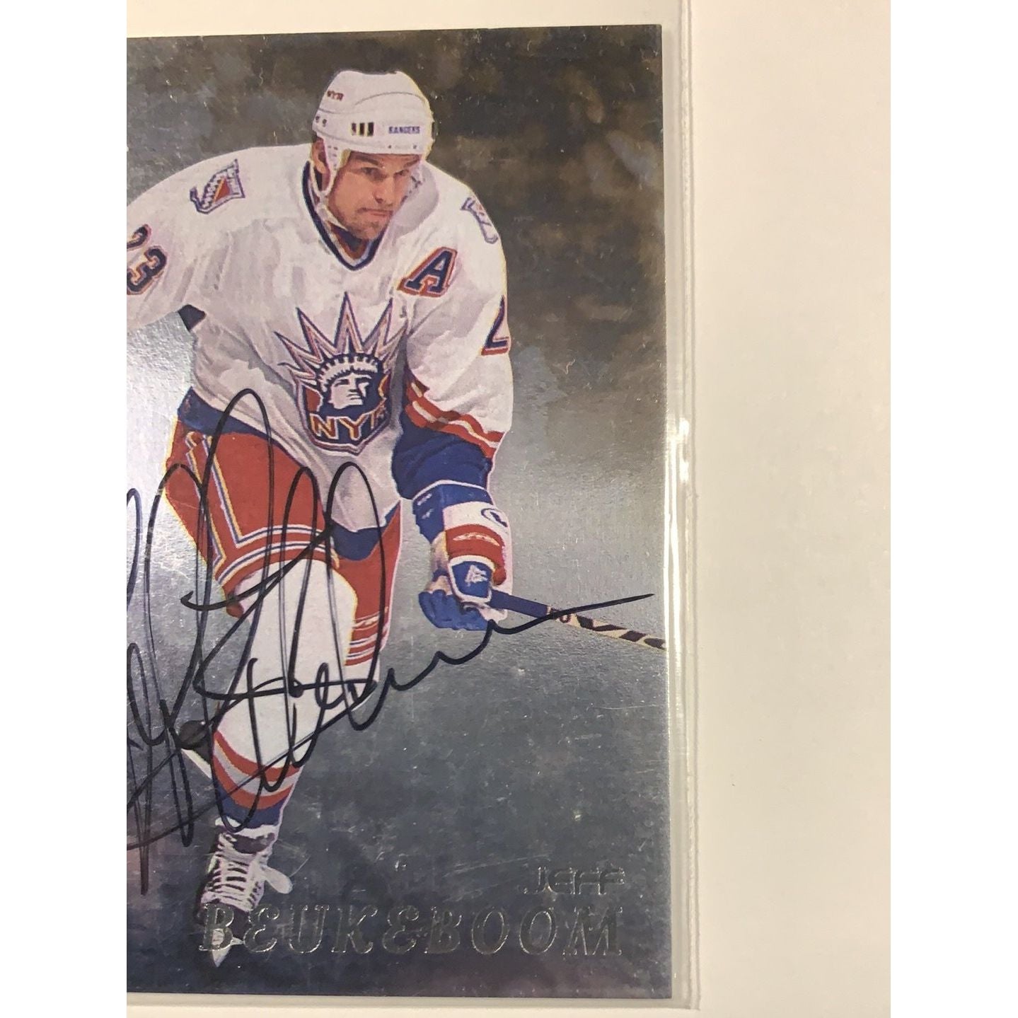 1998 Be A Player Jeff Beukeboom Hard Signed Auto  Local Legends Cards & Collectibles