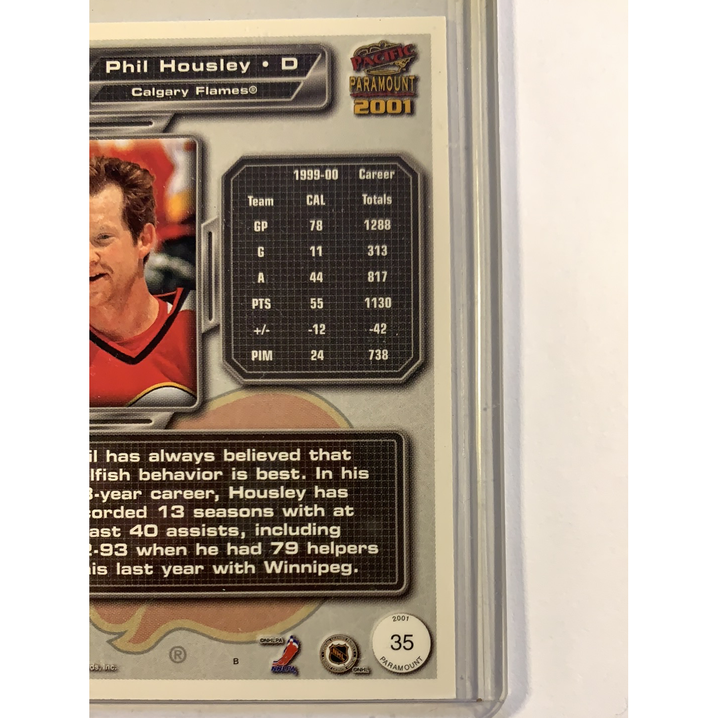  2000-01 Pacific Paramount Phil Housley Gold Holo /74  Local Legends Cards & Collectibles
