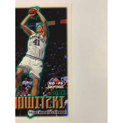 1999-00 Hoops Skybox Dirk Norwitzki Sophomore Sensations